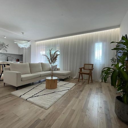 Myslym Shyri'S Apartments Tiranë Luaran gambar